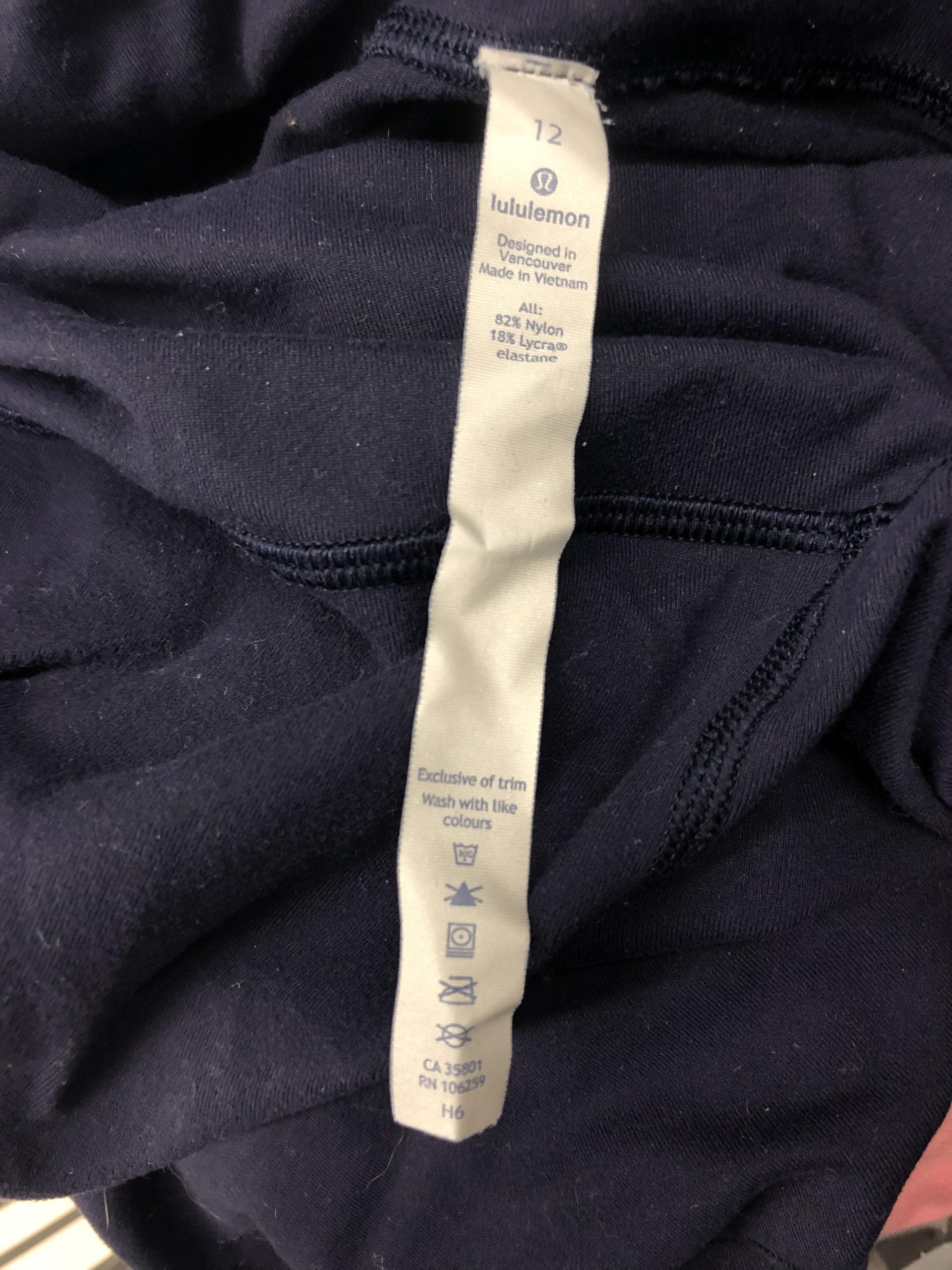 Close-up of a Lululemon size dot inside a waistband